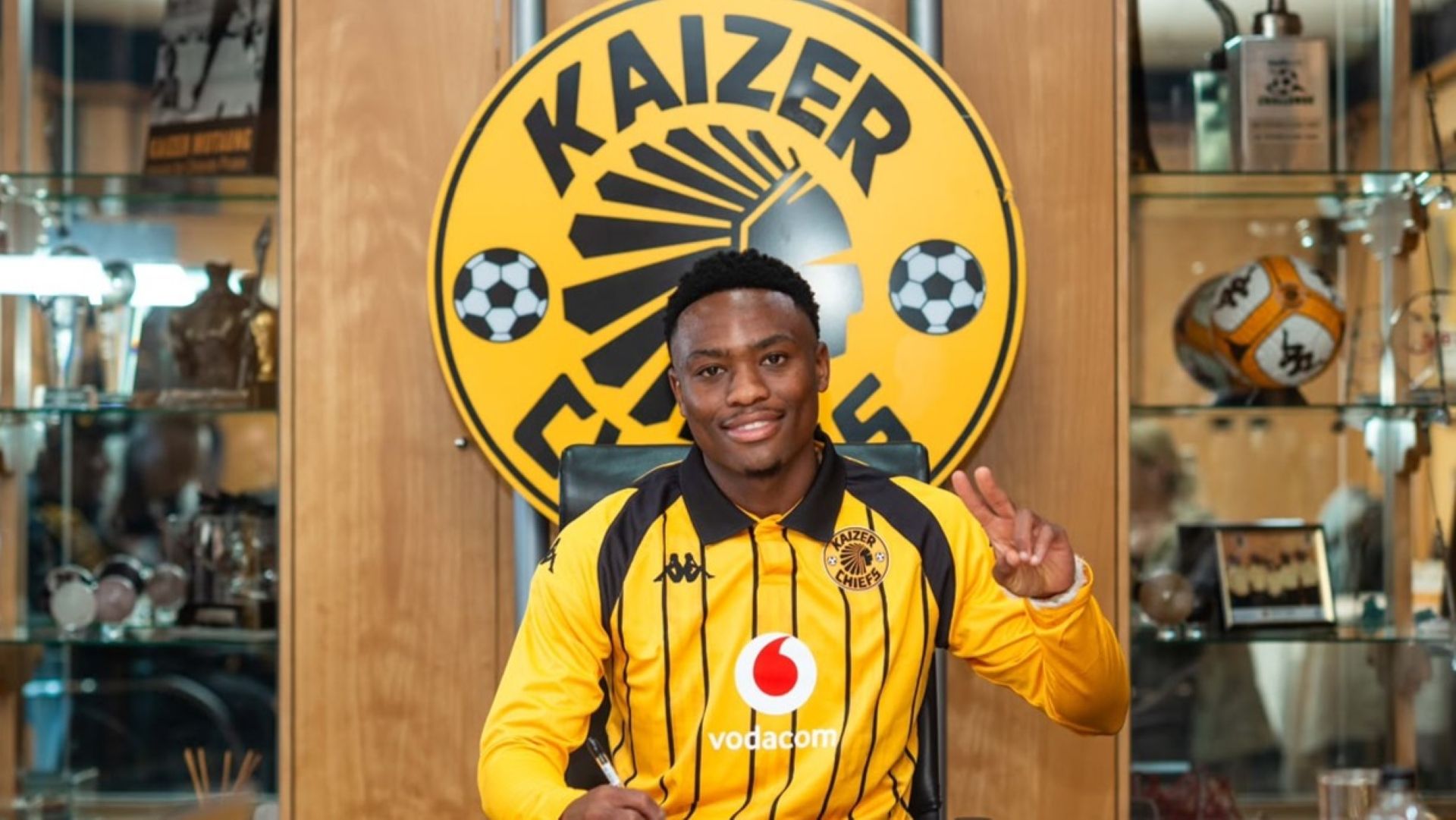 Kaizer Chiefs Confirm Signing Of highly Sought after Young Winger kaizer-chiefs-confirm-signing-of-highly-sought-after-young-winger